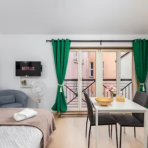 Pensjonat Private Retreat Close To Stations In 3, Praga